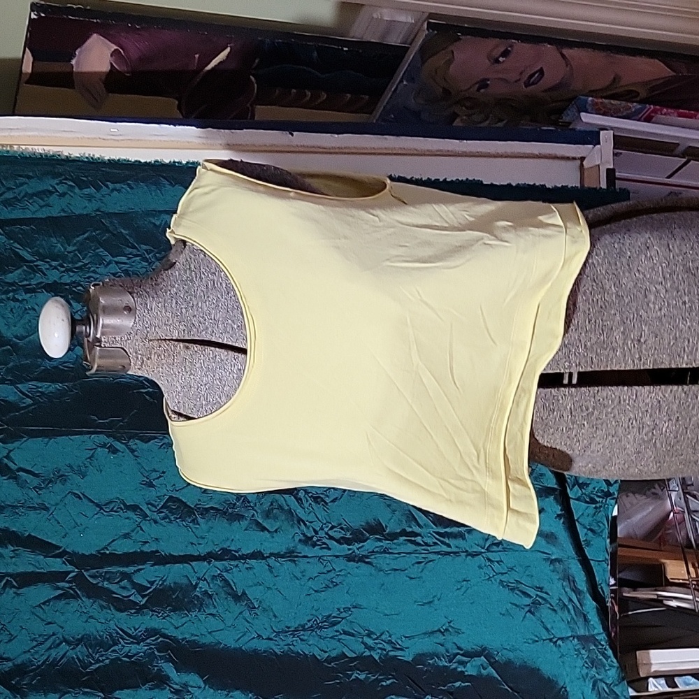 NWOT Yellow Mono B Crop Tank Top M